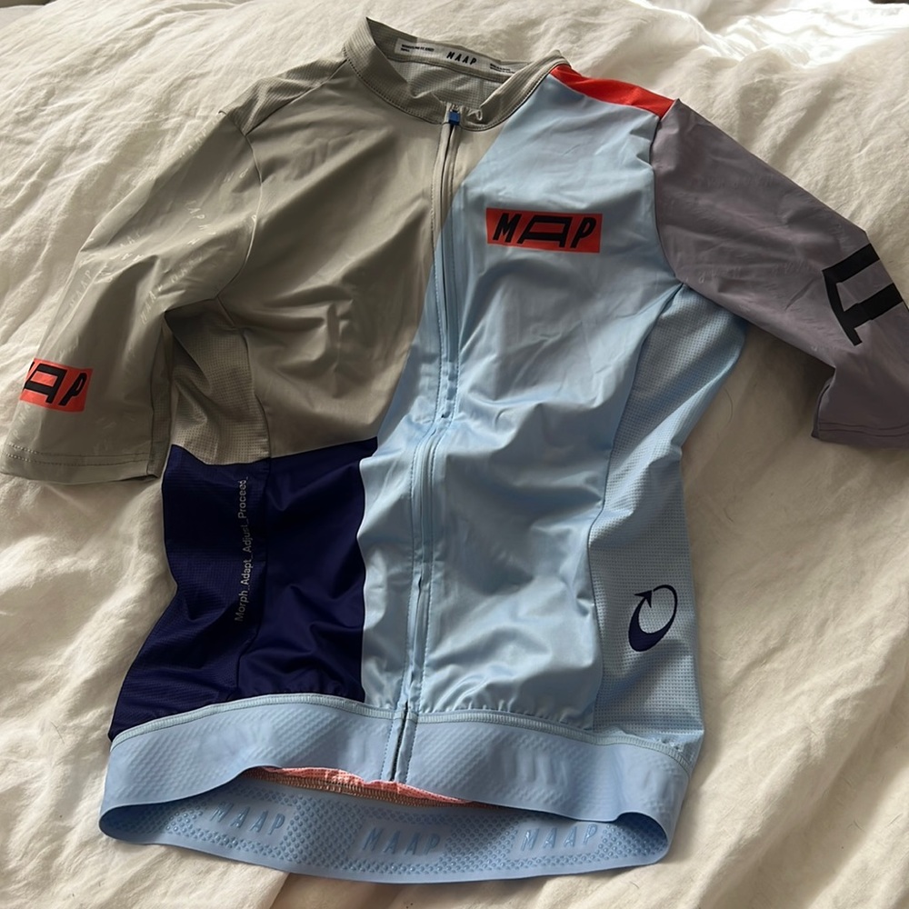 Women's Maap evade offcuts pro jersey, size small